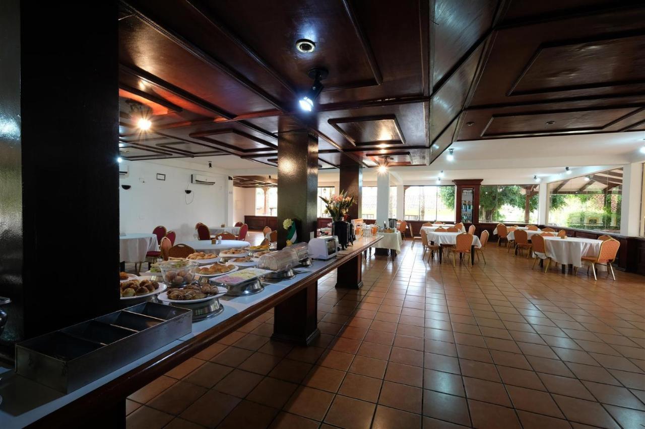 El Pantanal Hotel & Resort Puerto Quijarro  Dış mekan fotoğraf
