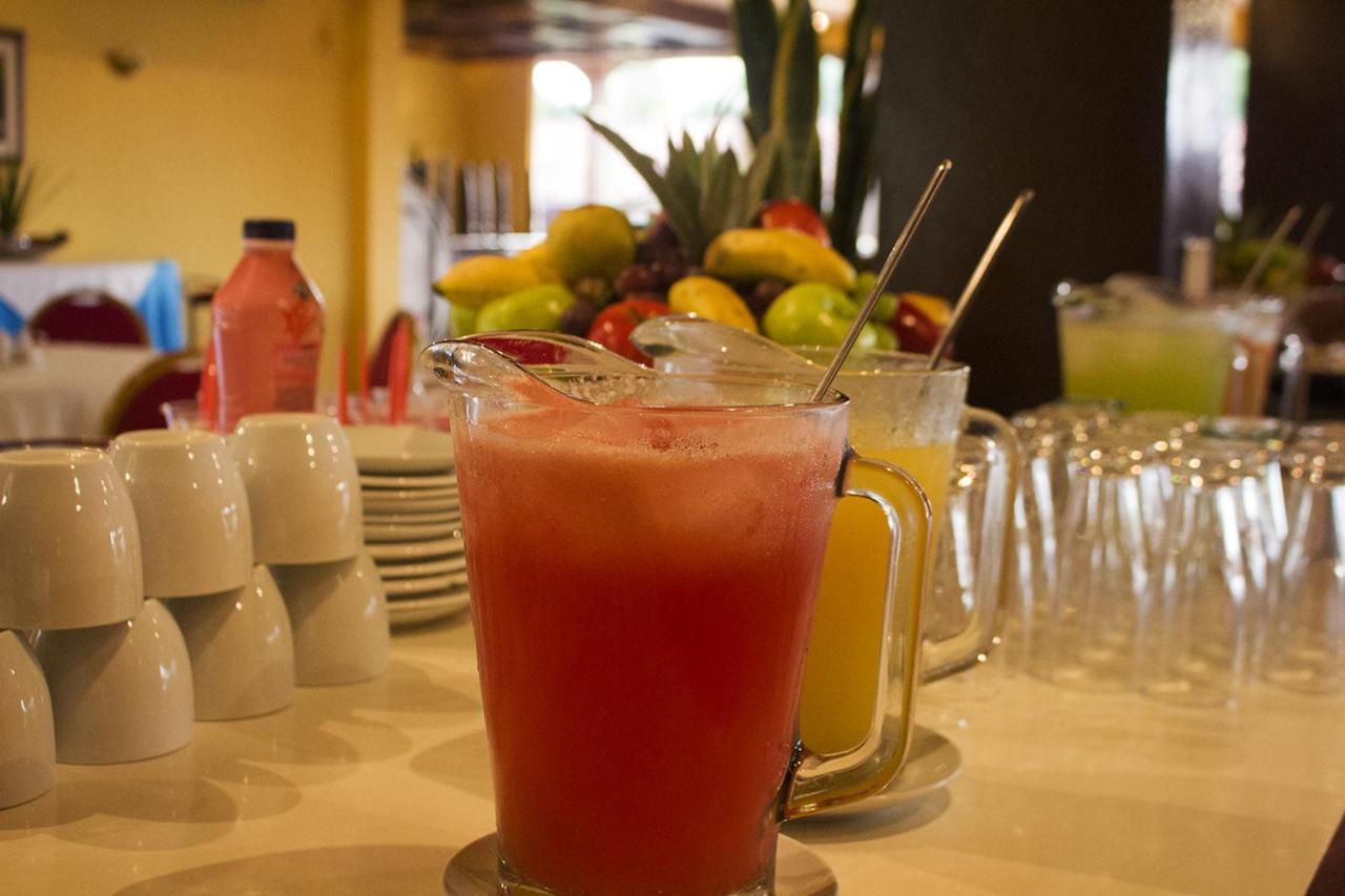 El Pantanal Hotel & Resort Puerto Quijarro  Dış mekan fotoğraf